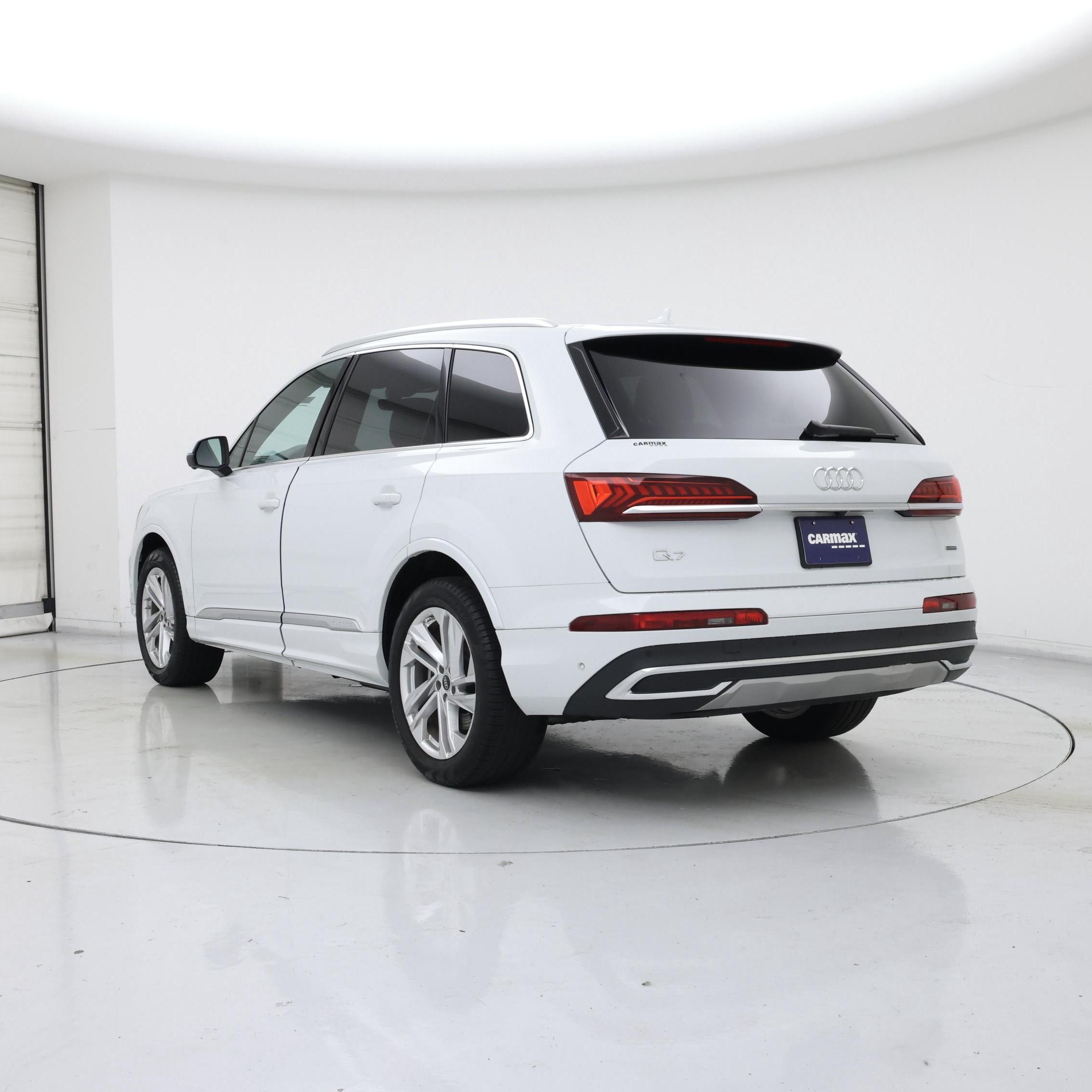 Thumbnail: 2023 Audi Q7 - 2