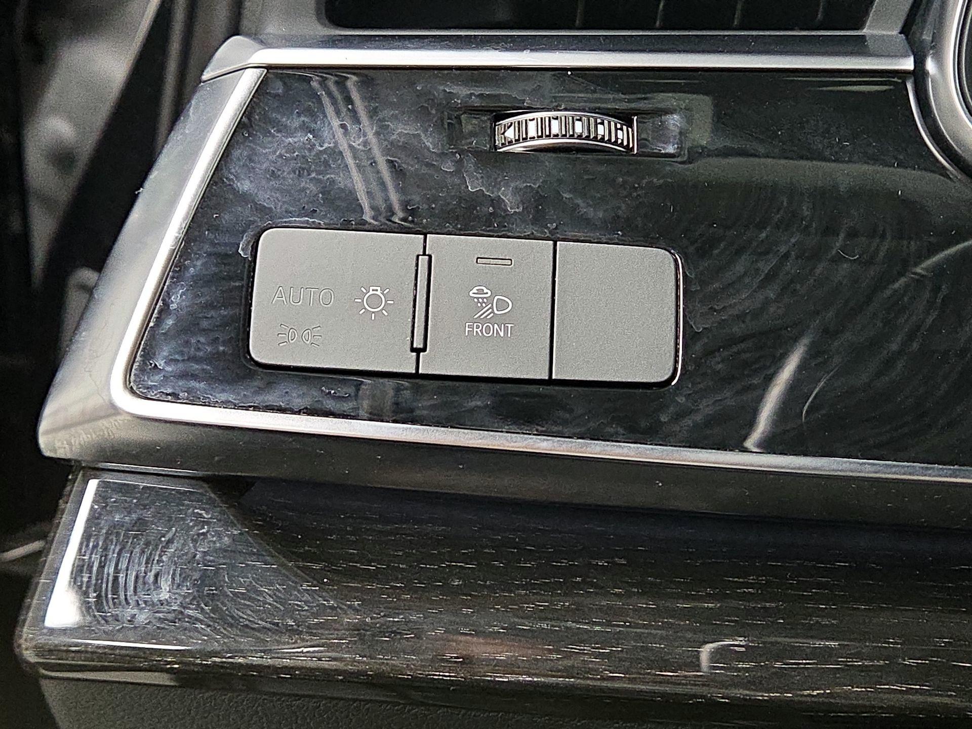 Thumbnail: 2023 Audi Q7 - 13