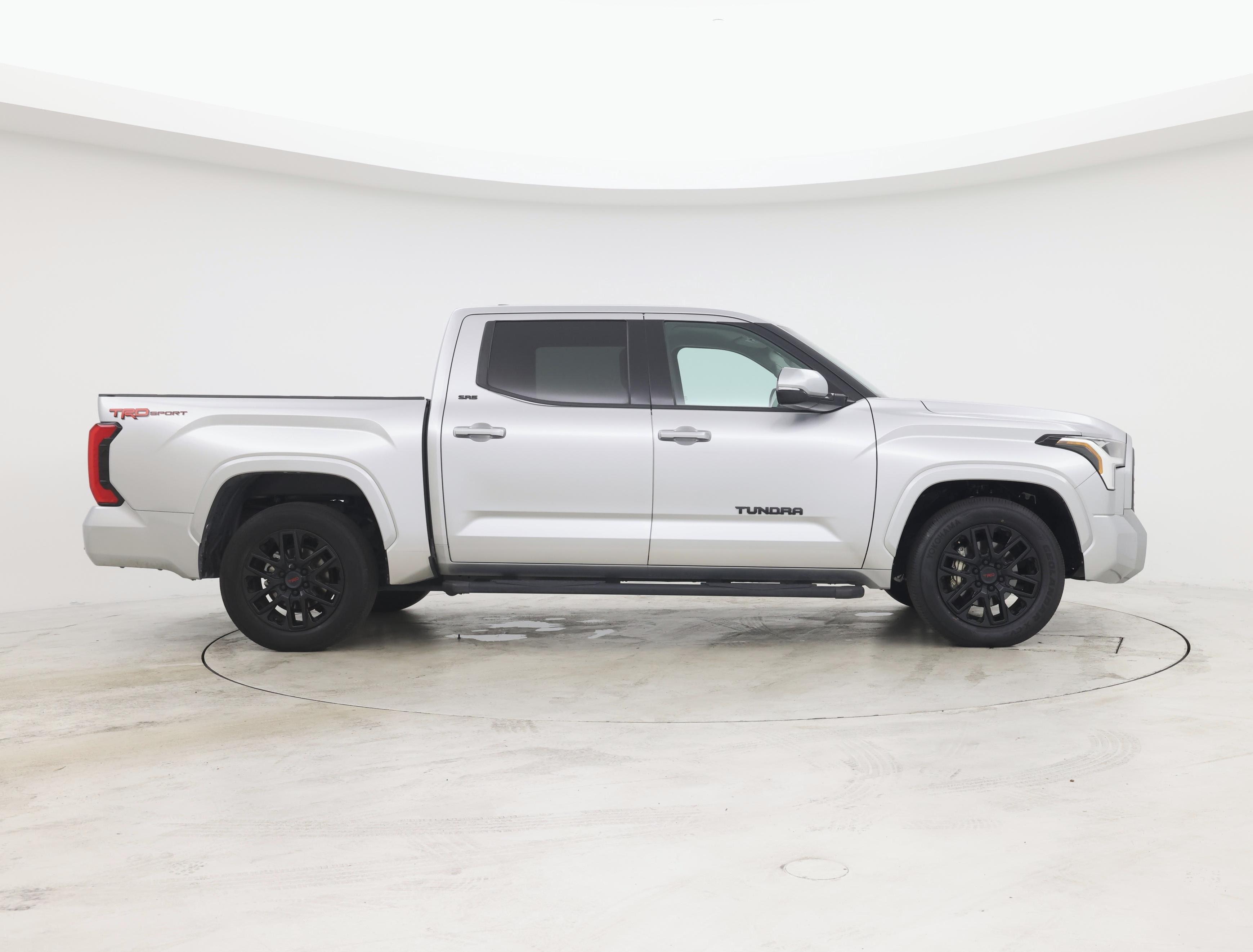 Thumbnail: 2023 Toyota Tundra - 7