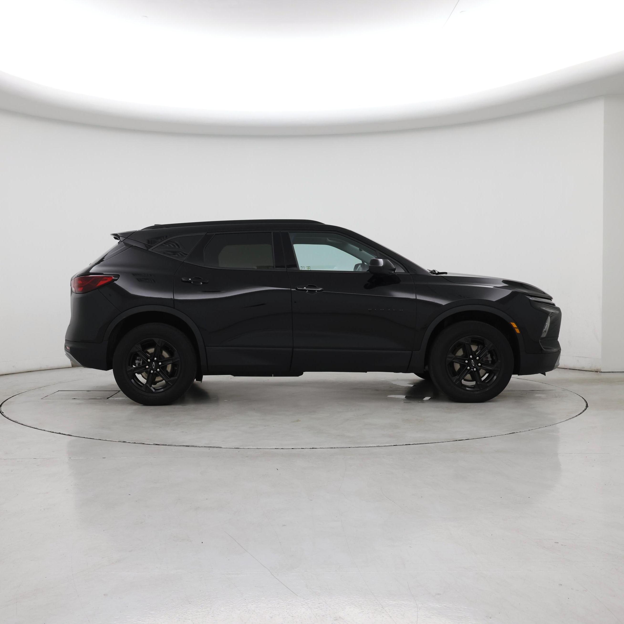 Thumbnail: 2023 Chevrolet Blazer - 7