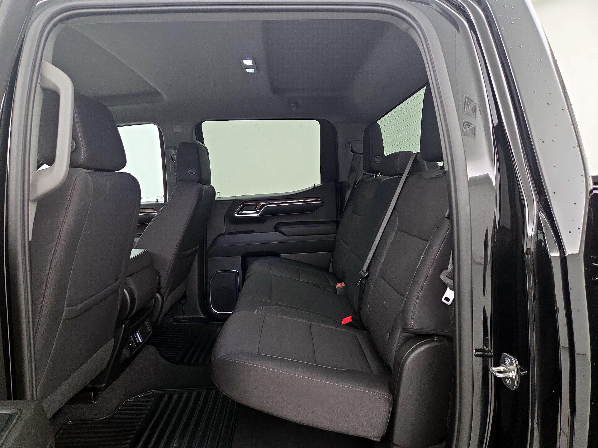 Thumbnail: 2024 Chevrolet Silverado 1500 - 19