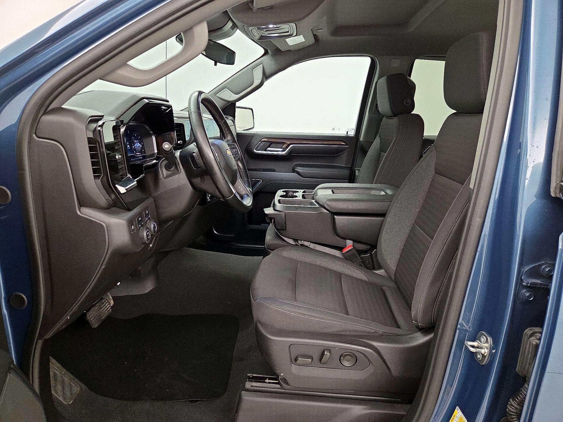 Thumbnail: 2024 Chevrolet Silverado 1500 - 11