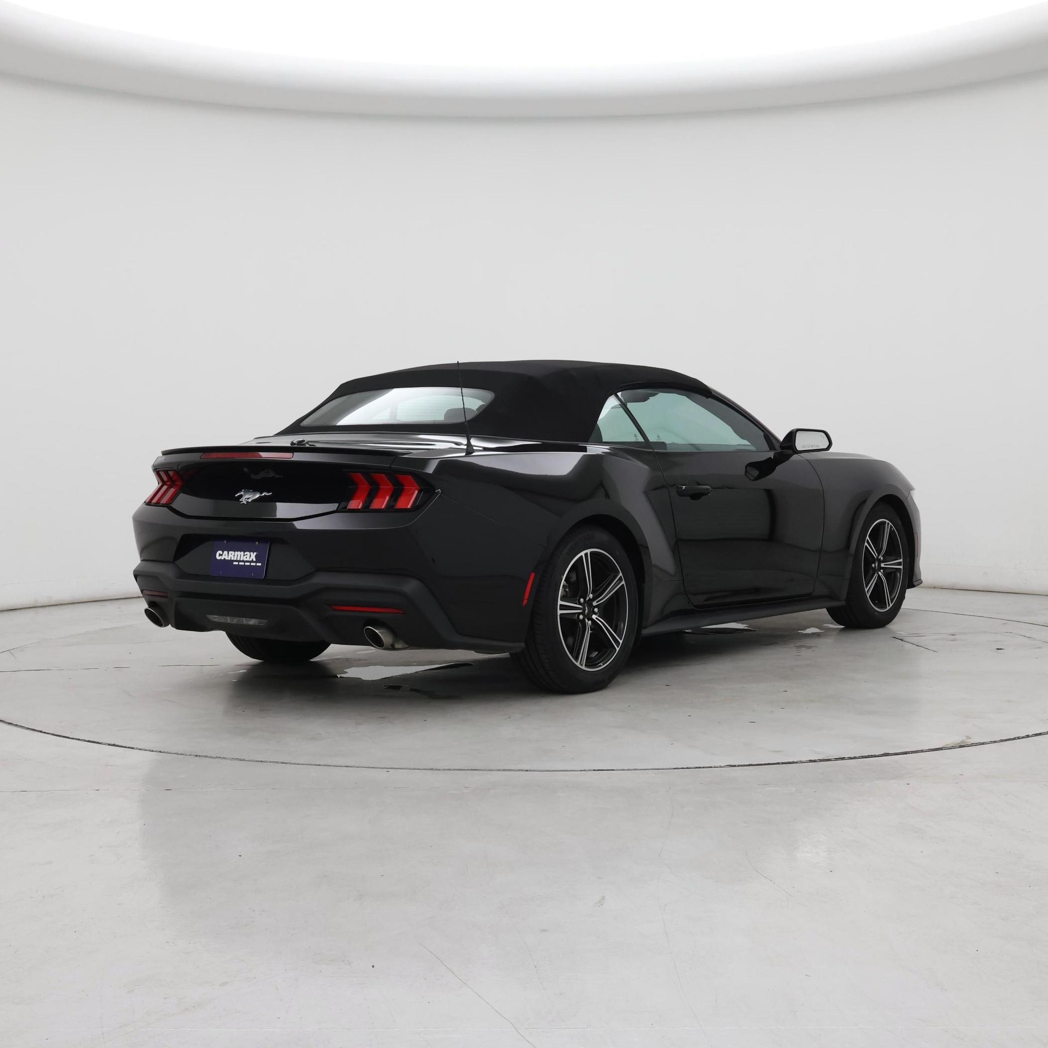 Thumbnail: 2025 Ford Mustang - 8
