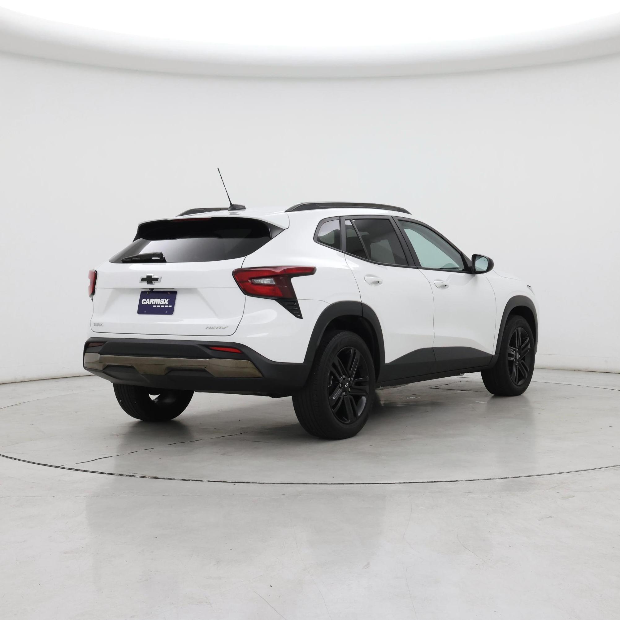 Thumbnail: 2024 Chevrolet Trax - 8
