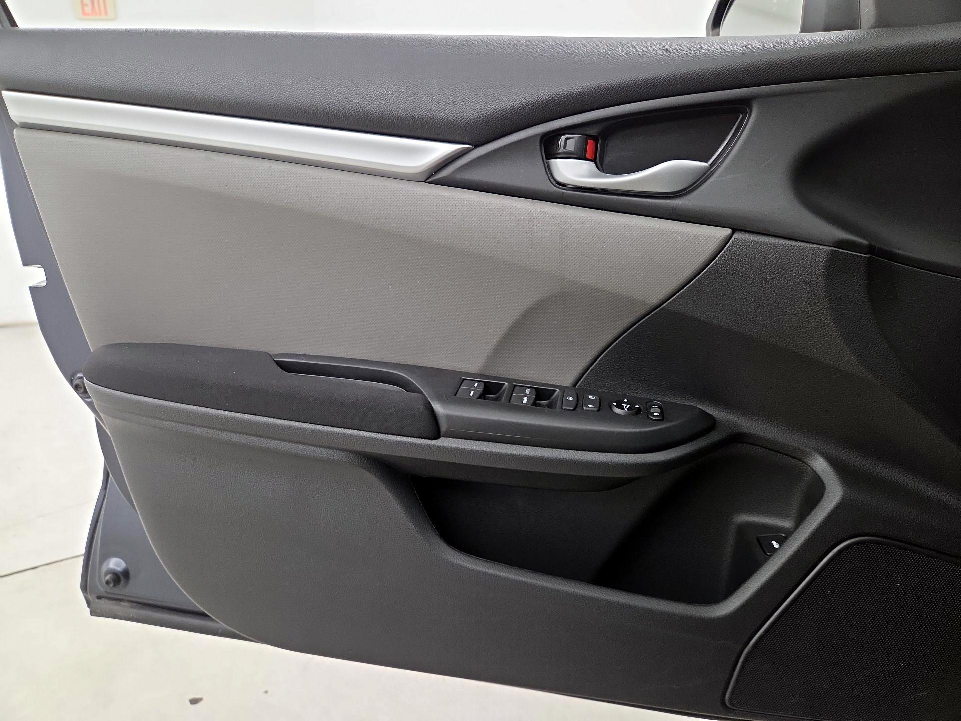 Thumbnail: 2020 Honda Civic - 12