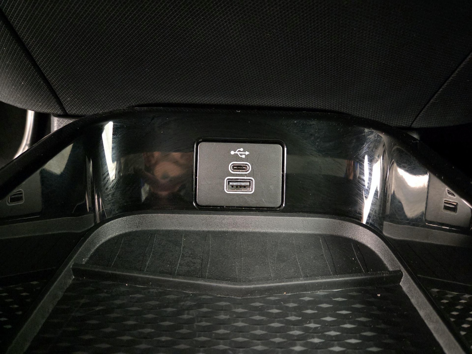 2025 Ford Mustang Mach-E Select AWD - Photo 20