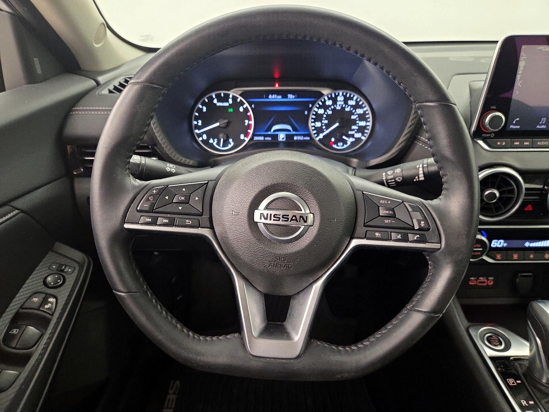 Thumbnail: 2020 Nissan Sentra - 10