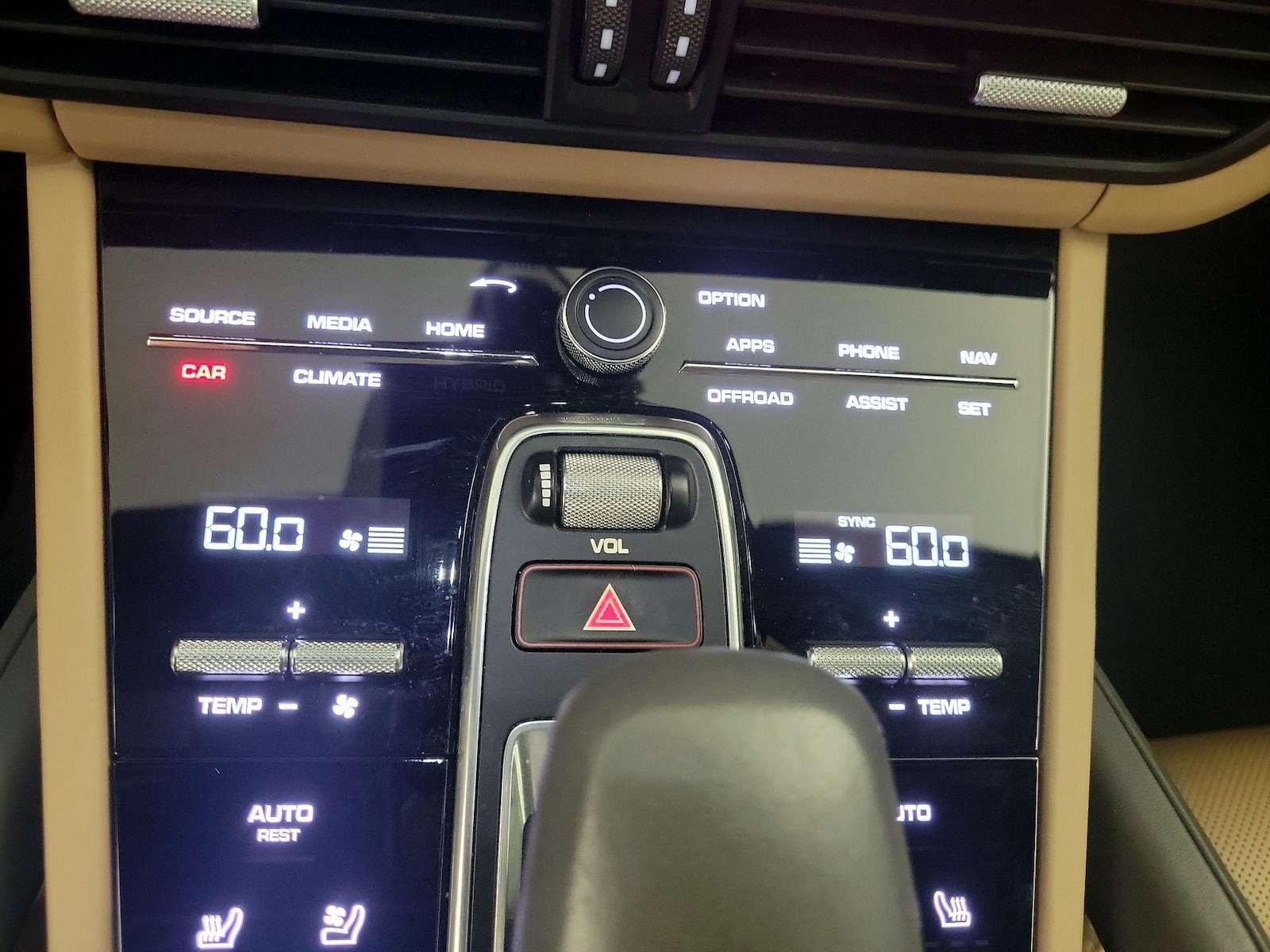 2021 Porsche Cayenne Base - Photo 18
