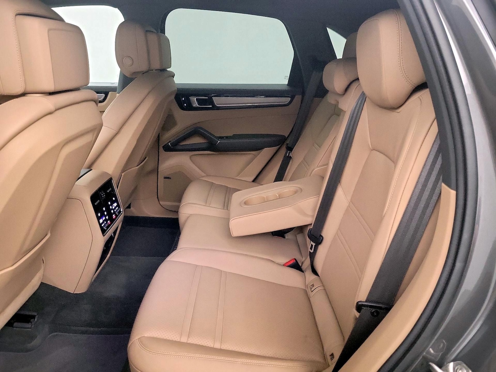 2021 Porsche Cayenne Base - Photo 22