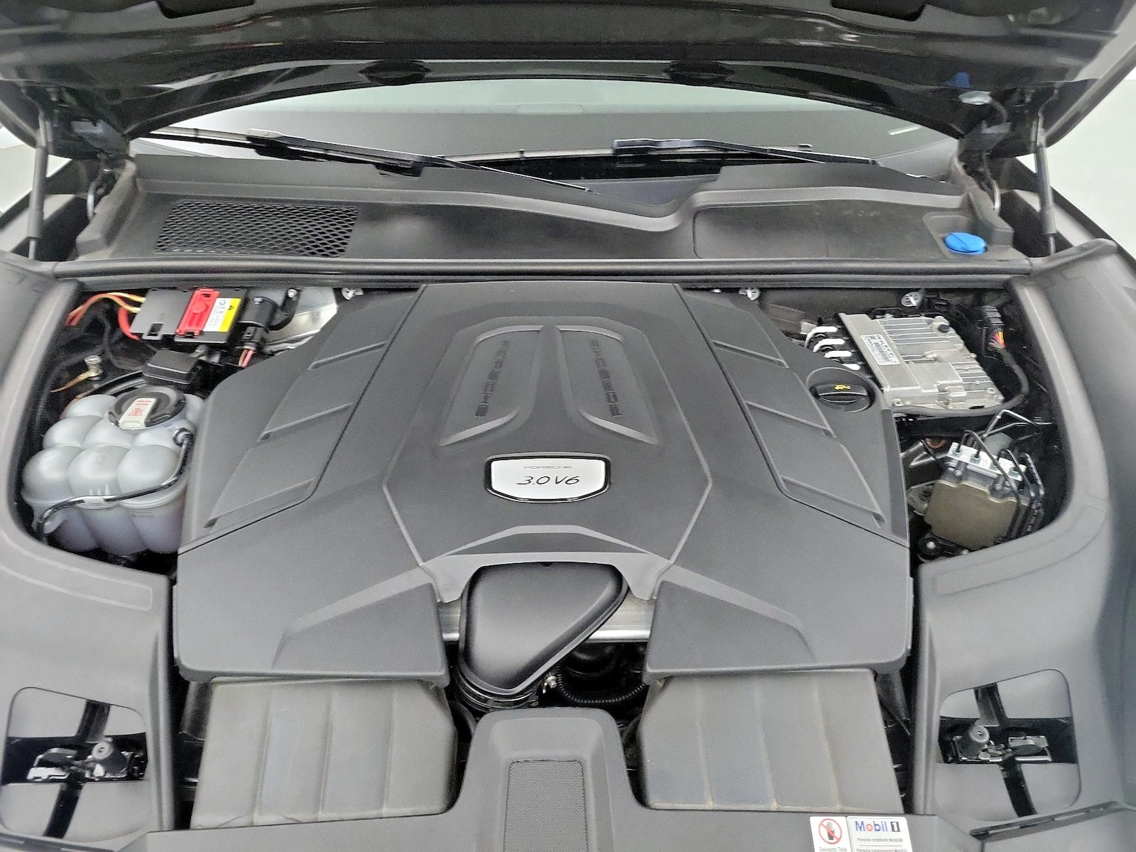 2021 Porsche Cayenne Base - Photo 24