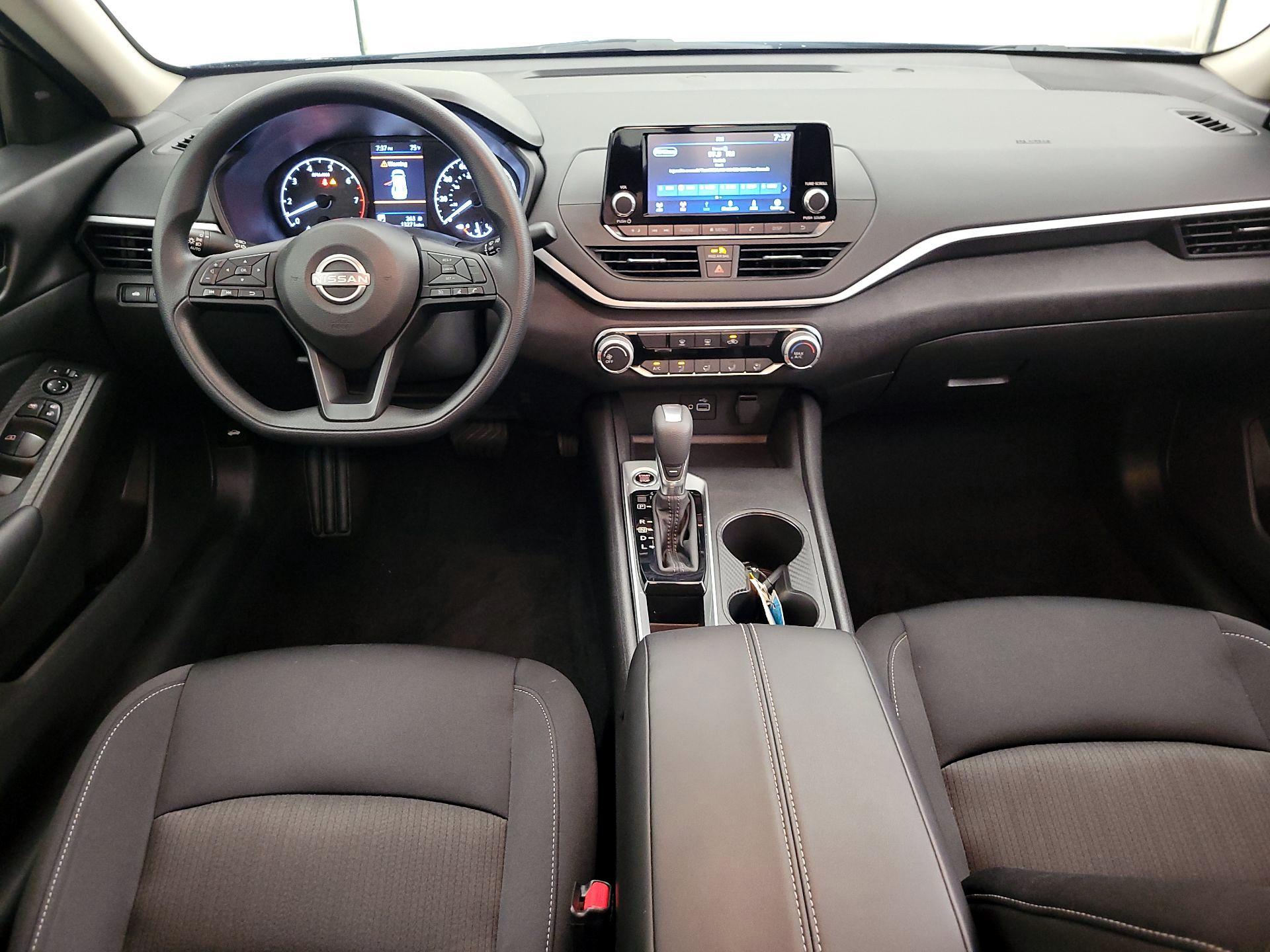 Thumbnail: 2024 Nissan Altima - 9