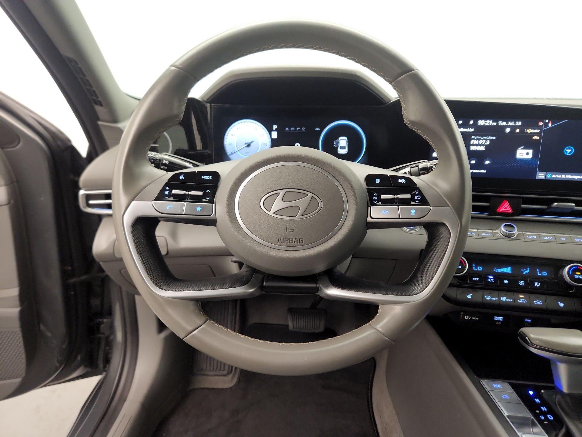 Thumbnail: 2024 Hyundai Elantra - 10