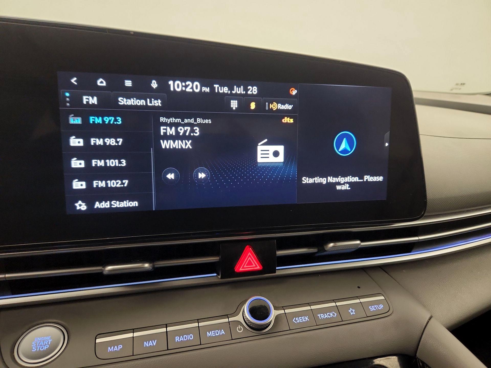 Thumbnail: 2024 Hyundai Elantra - 15