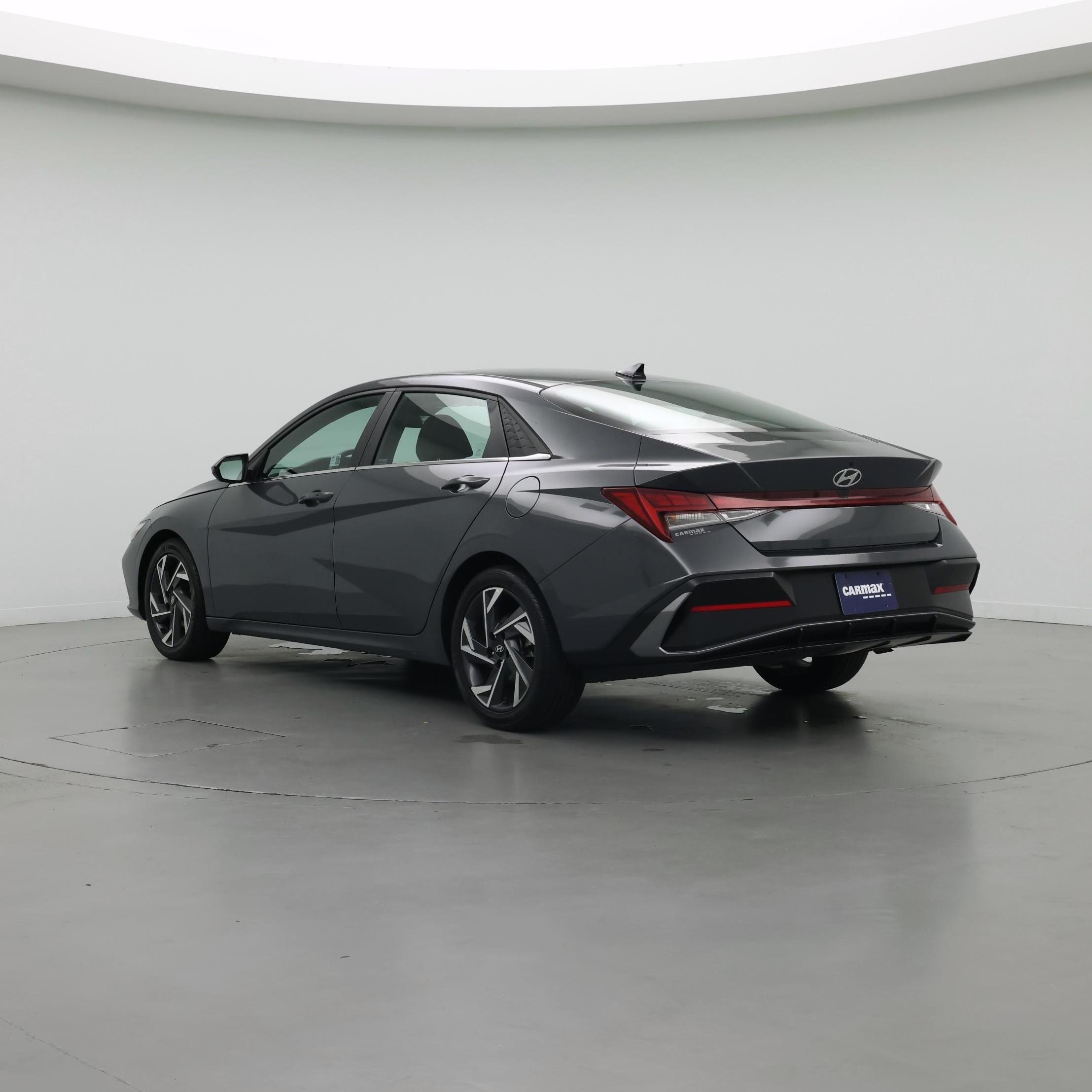 Thumbnail: 2024 Hyundai Elantra - 2