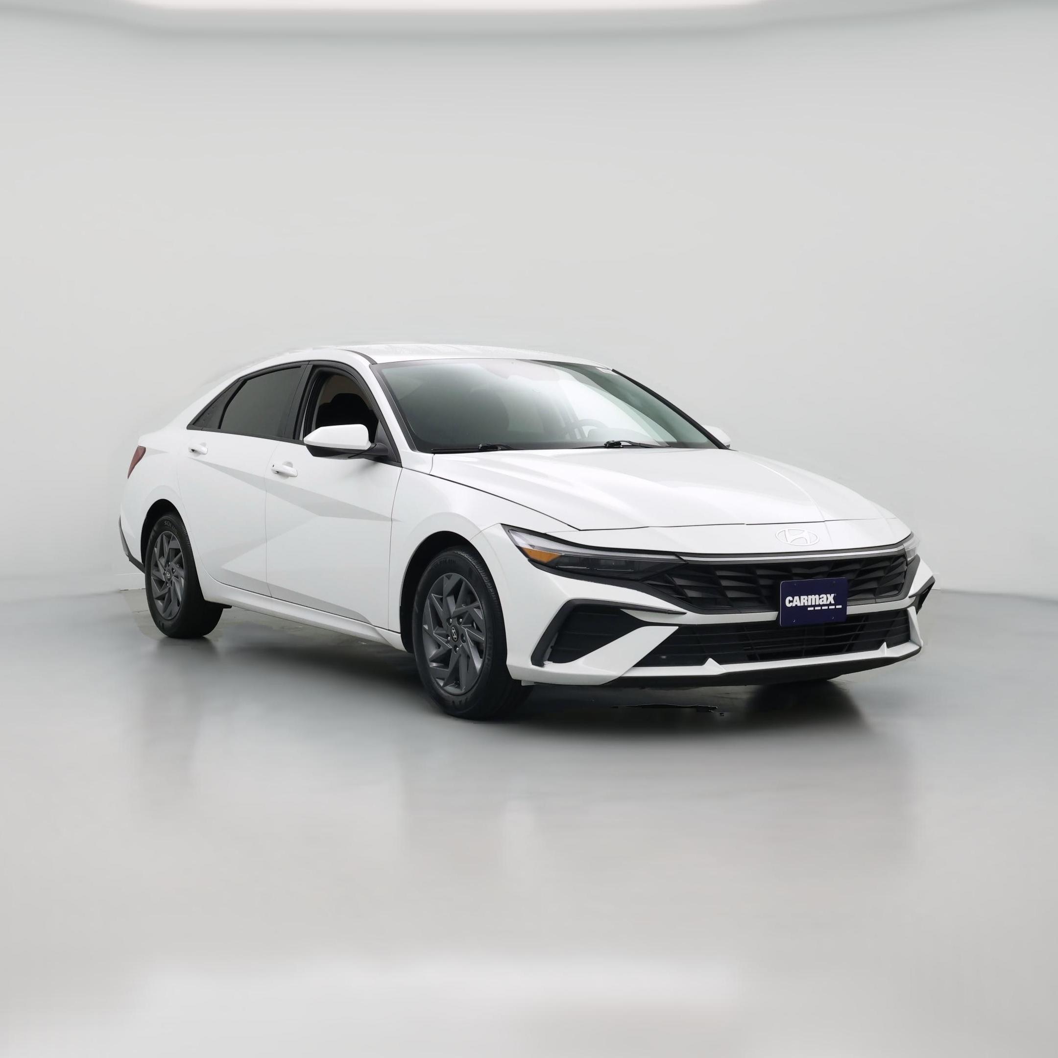 Thumbnail: 2024 Hyundai Elantra - 1