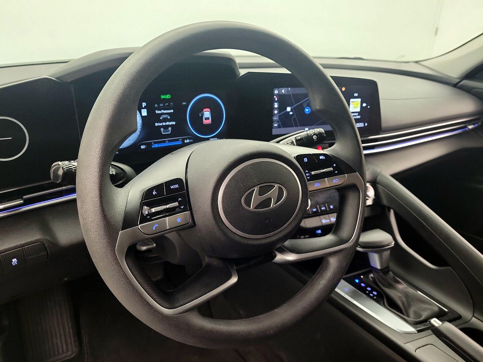 Thumbnail: 2024 Hyundai Elantra - 9