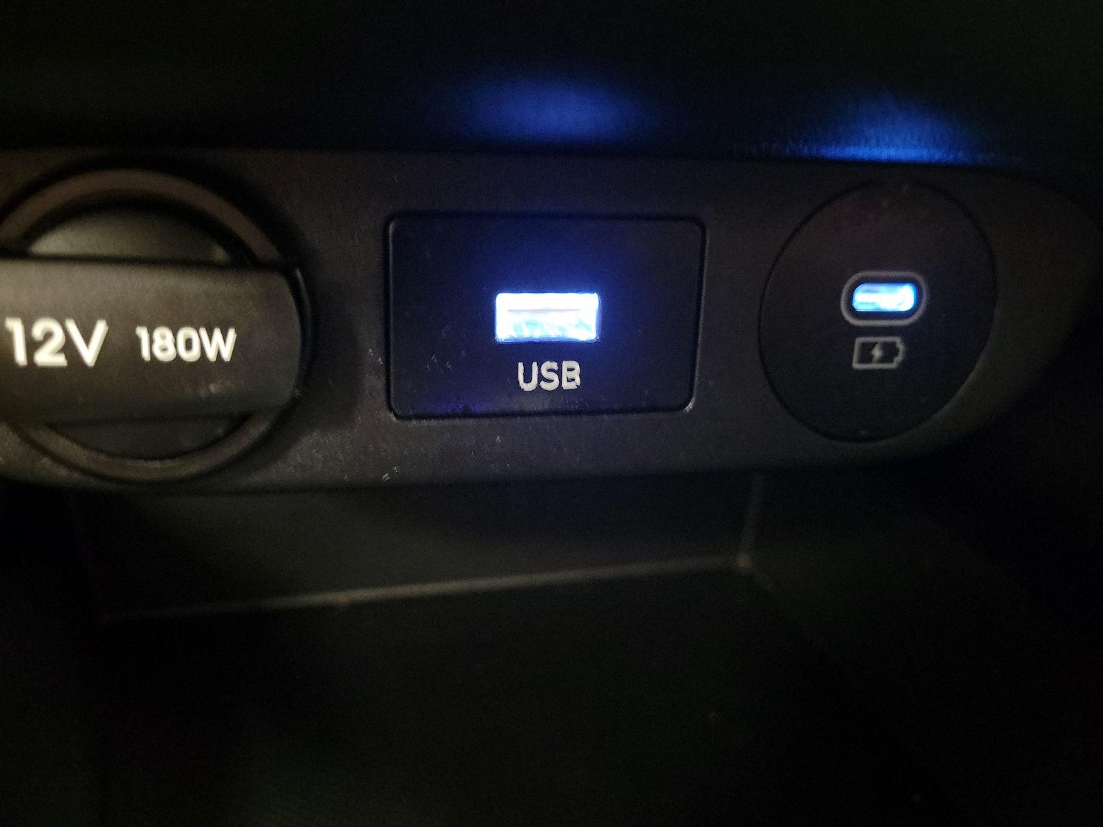 2024 Hyundai Elantra SEL - Photo 19