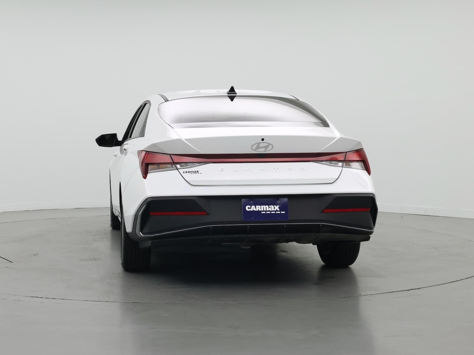 2024 Hyundai Elantra SEL - Photo 7