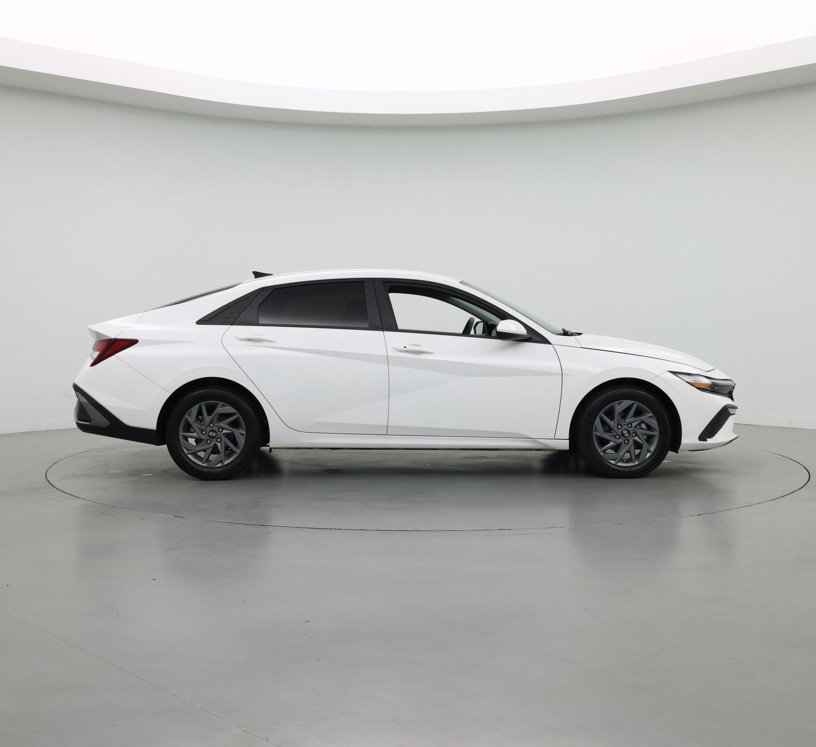 Thumbnail: 2024 Hyundai Elantra - 7
