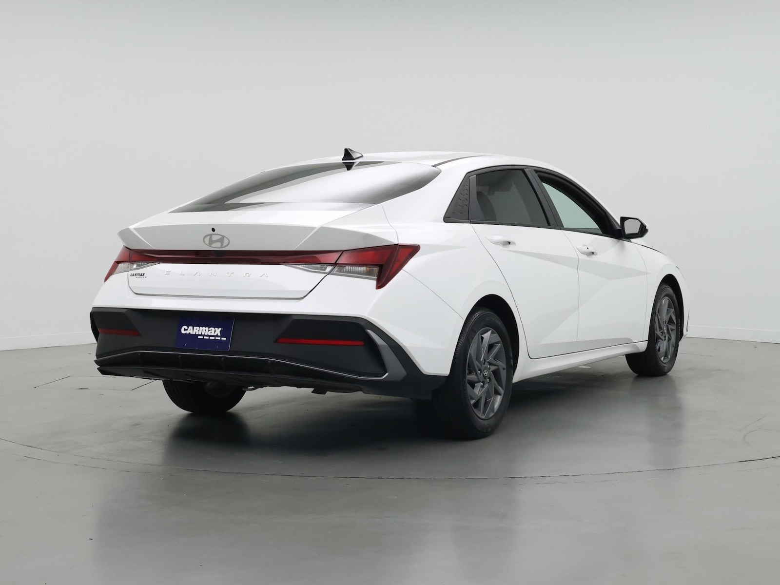 2024 Hyundai Elantra SEL - Photo 9