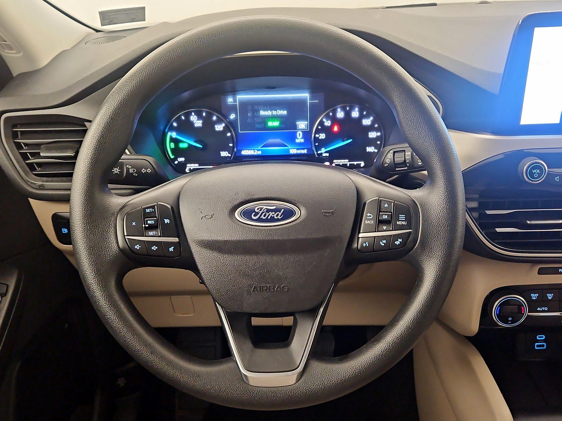 Thumbnail: 2021 Ford Escape - 10