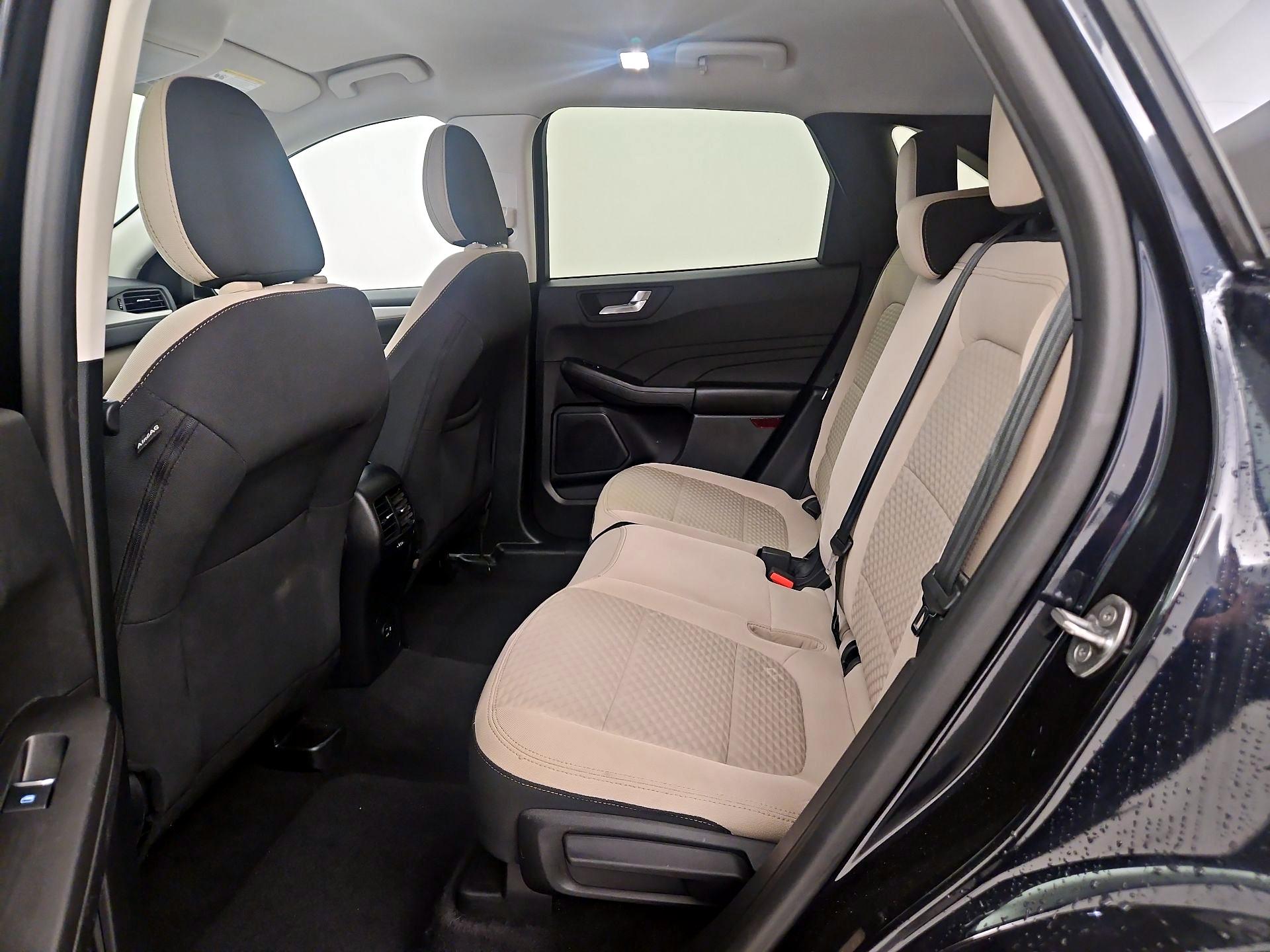 Thumbnail: 2021 Ford Escape - 19