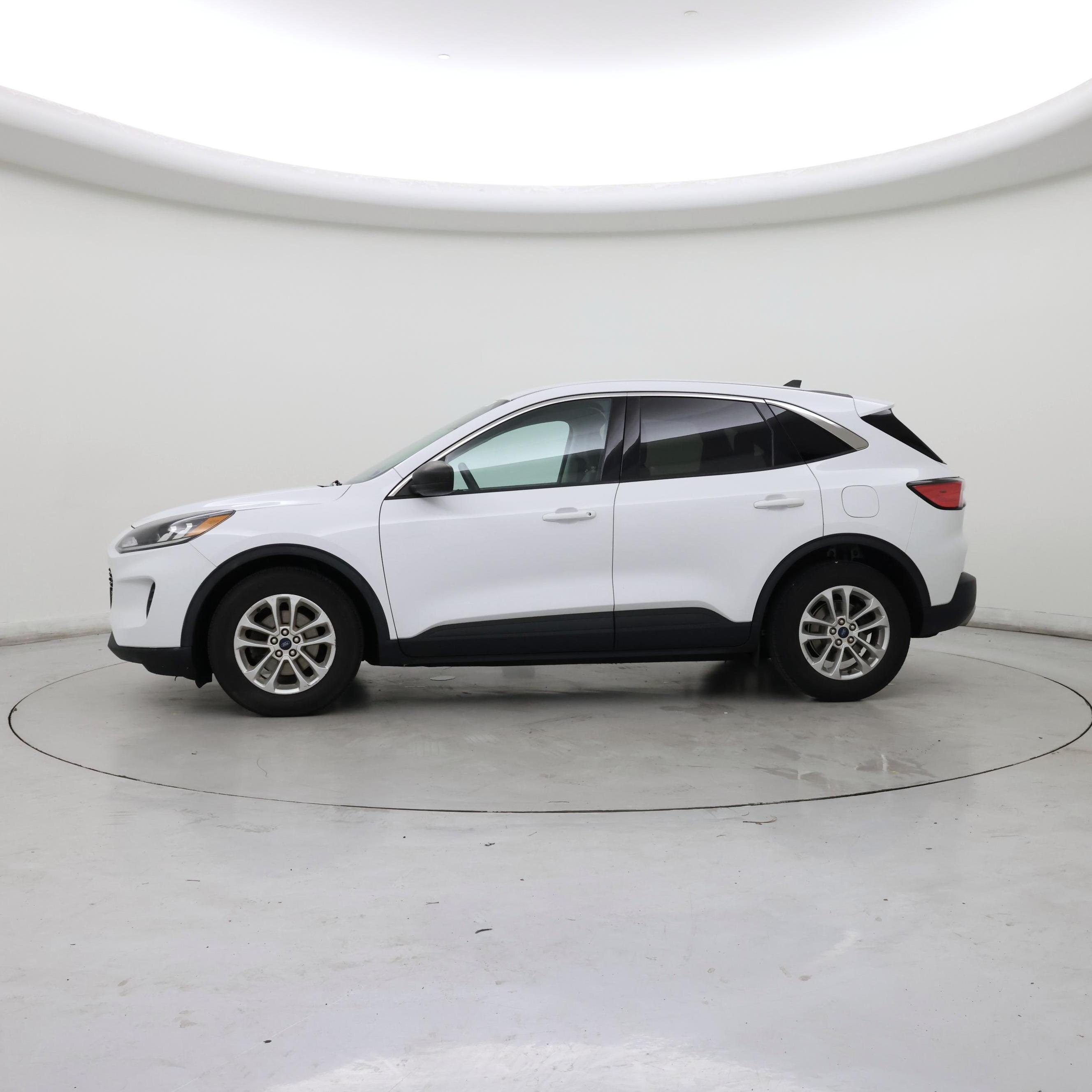 Thumbnail: 2022 Ford Escape - 3