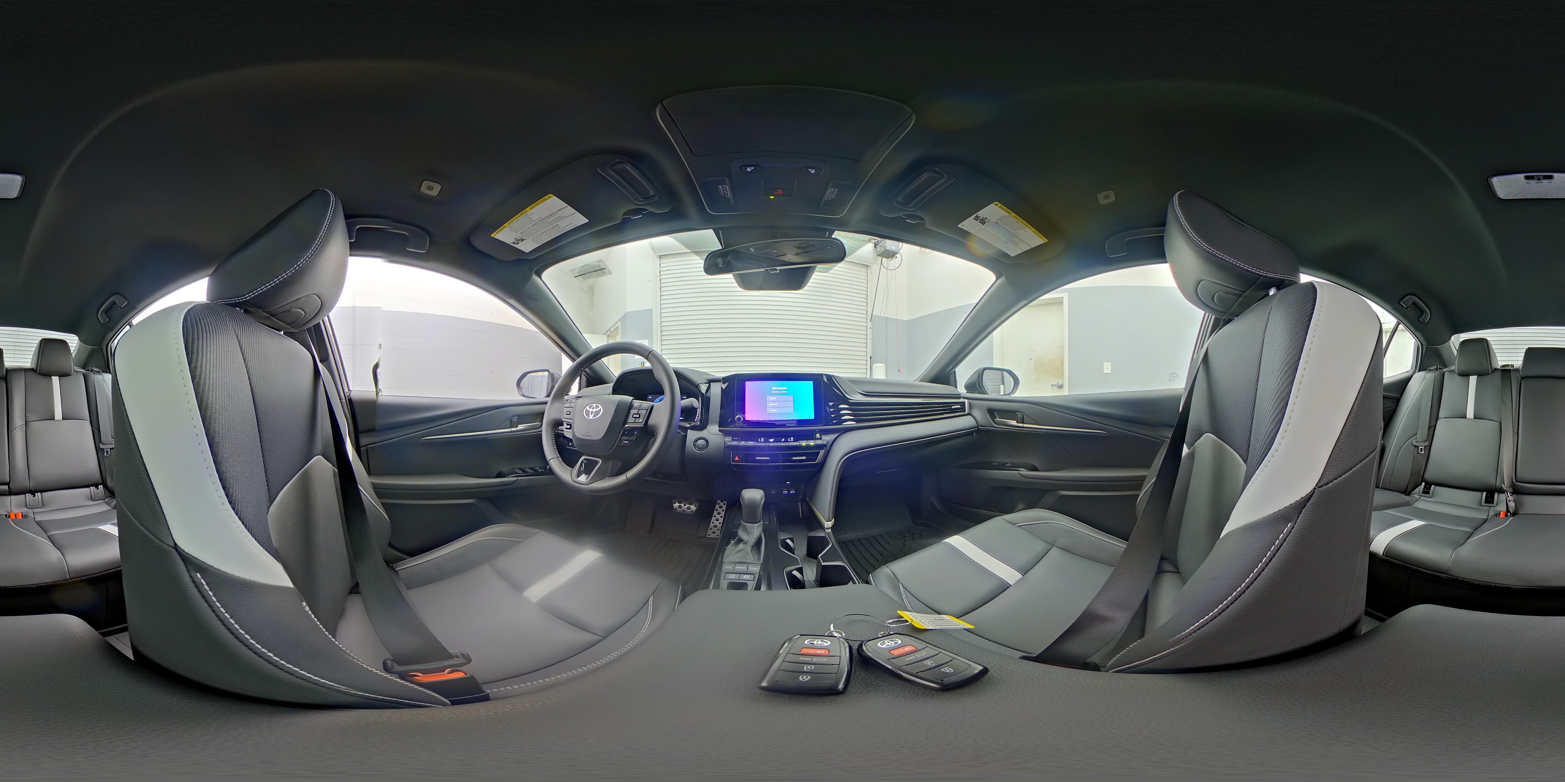 2026 Toyota Camry SE - Photo 24