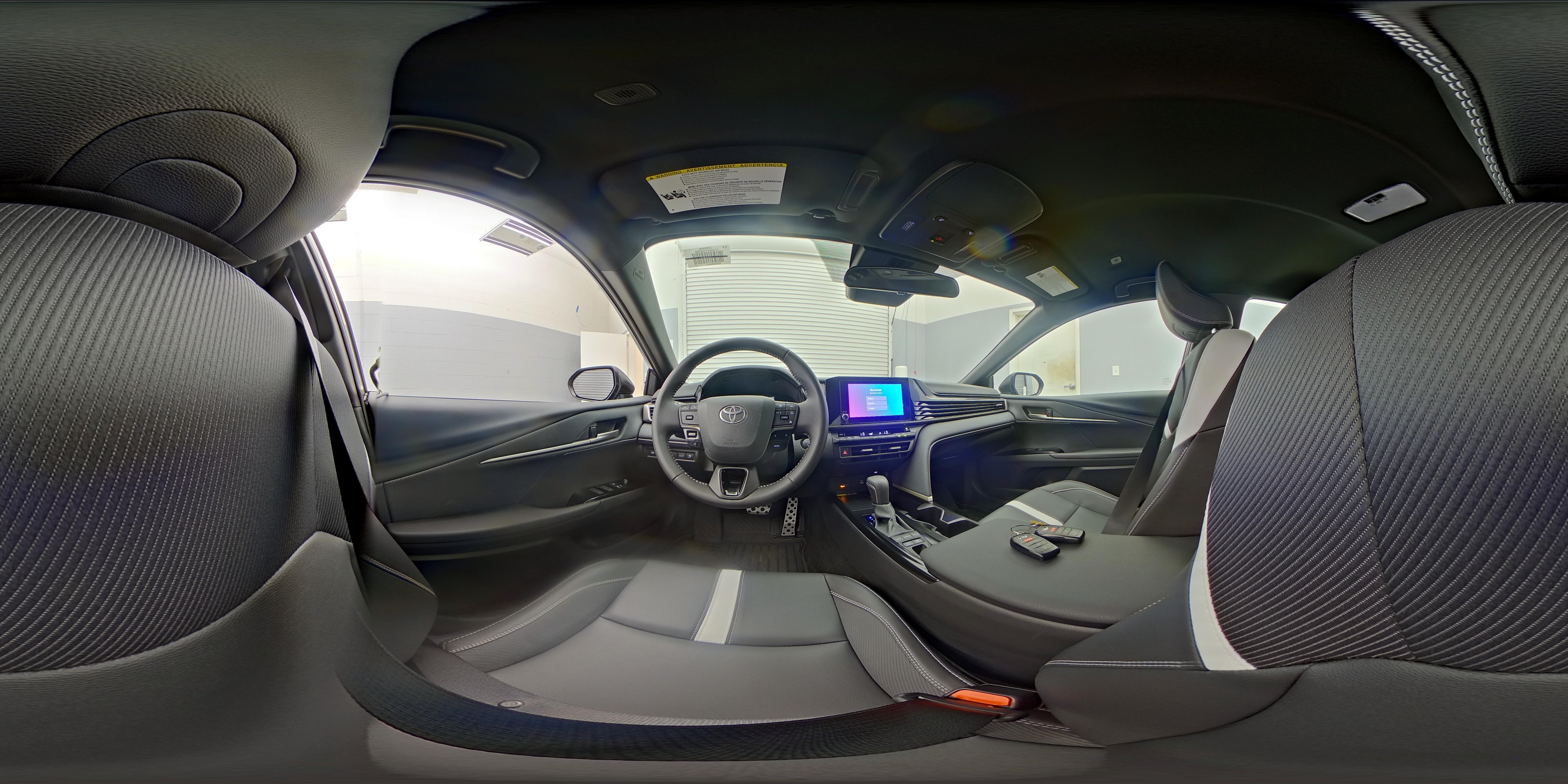 2026 Toyota Camry SE - Photo 26