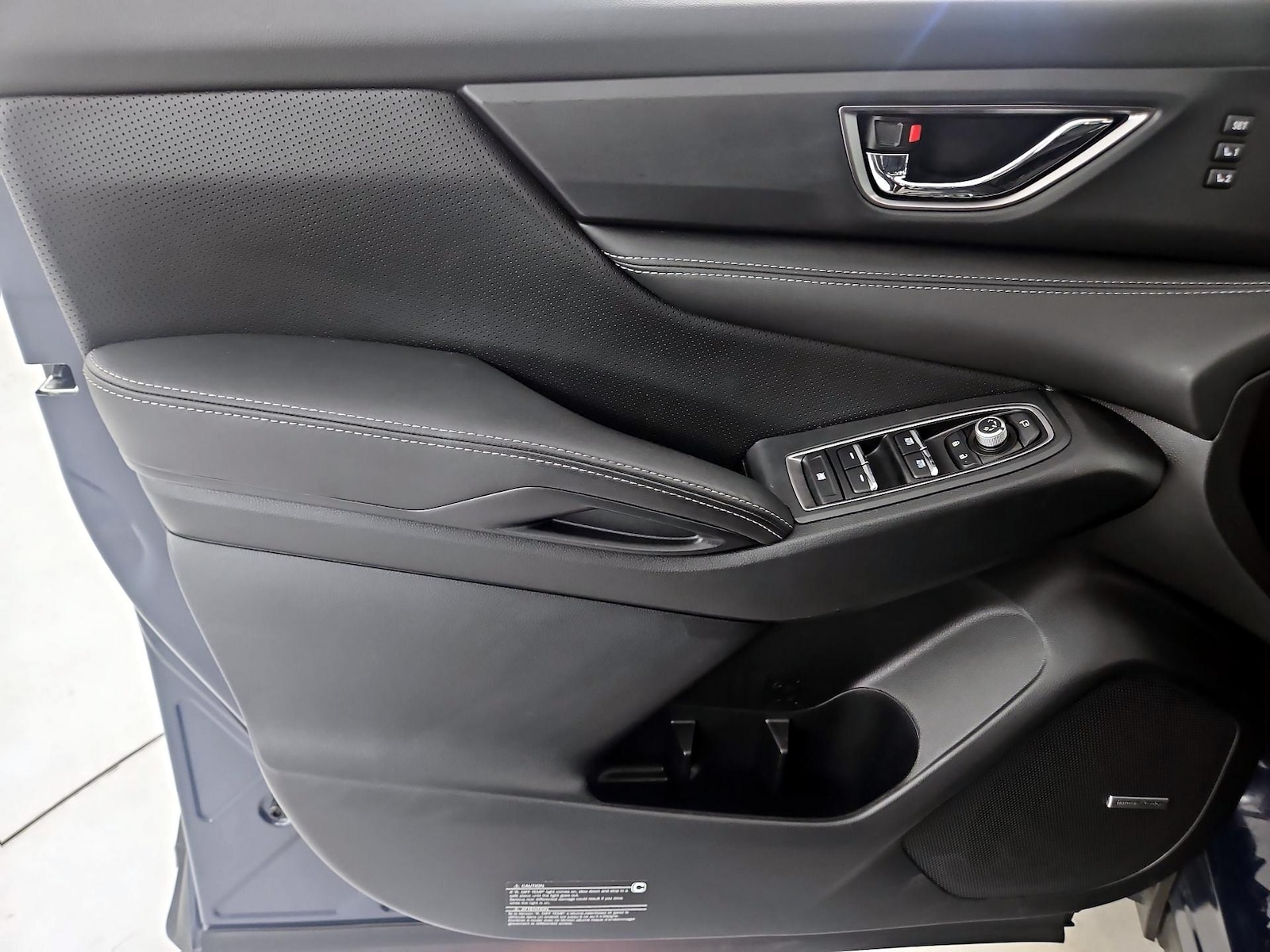 2023 Subaru Ascent Limited - Photo 13