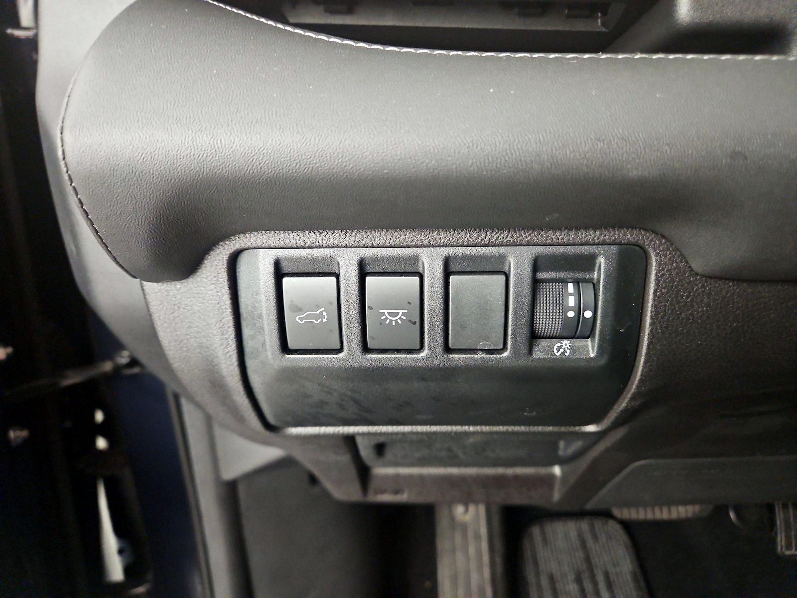 2023 Subaru Ascent Limited - Photo 14