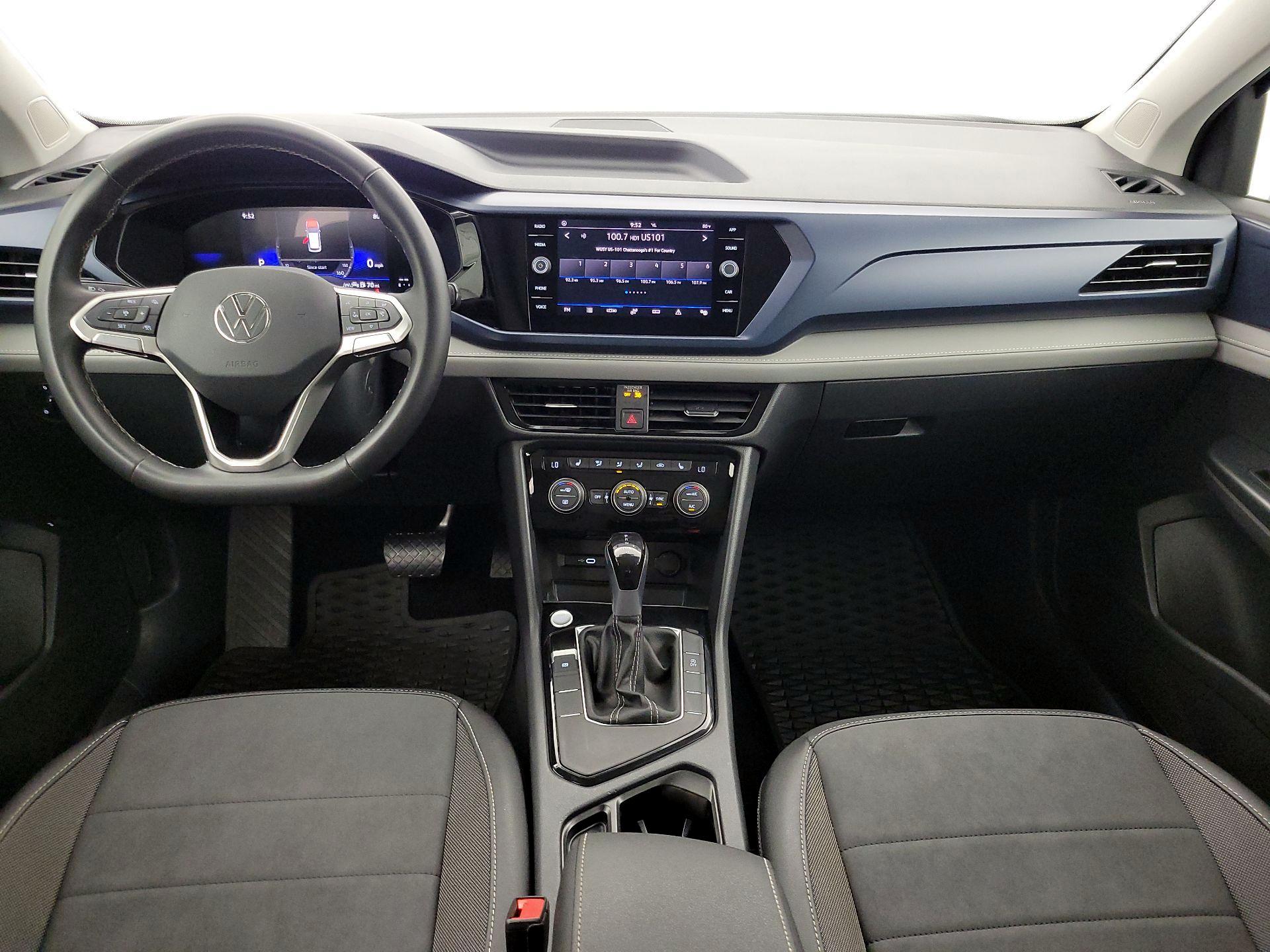 Thumbnail: 2024 Volkswagen Taos - 9
