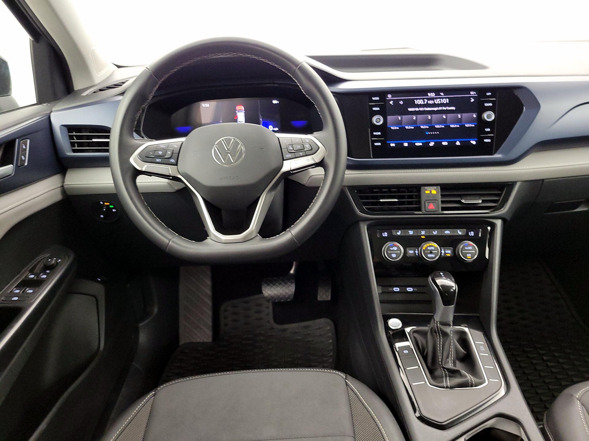 Thumbnail: 2024 Volkswagen Taos - 10