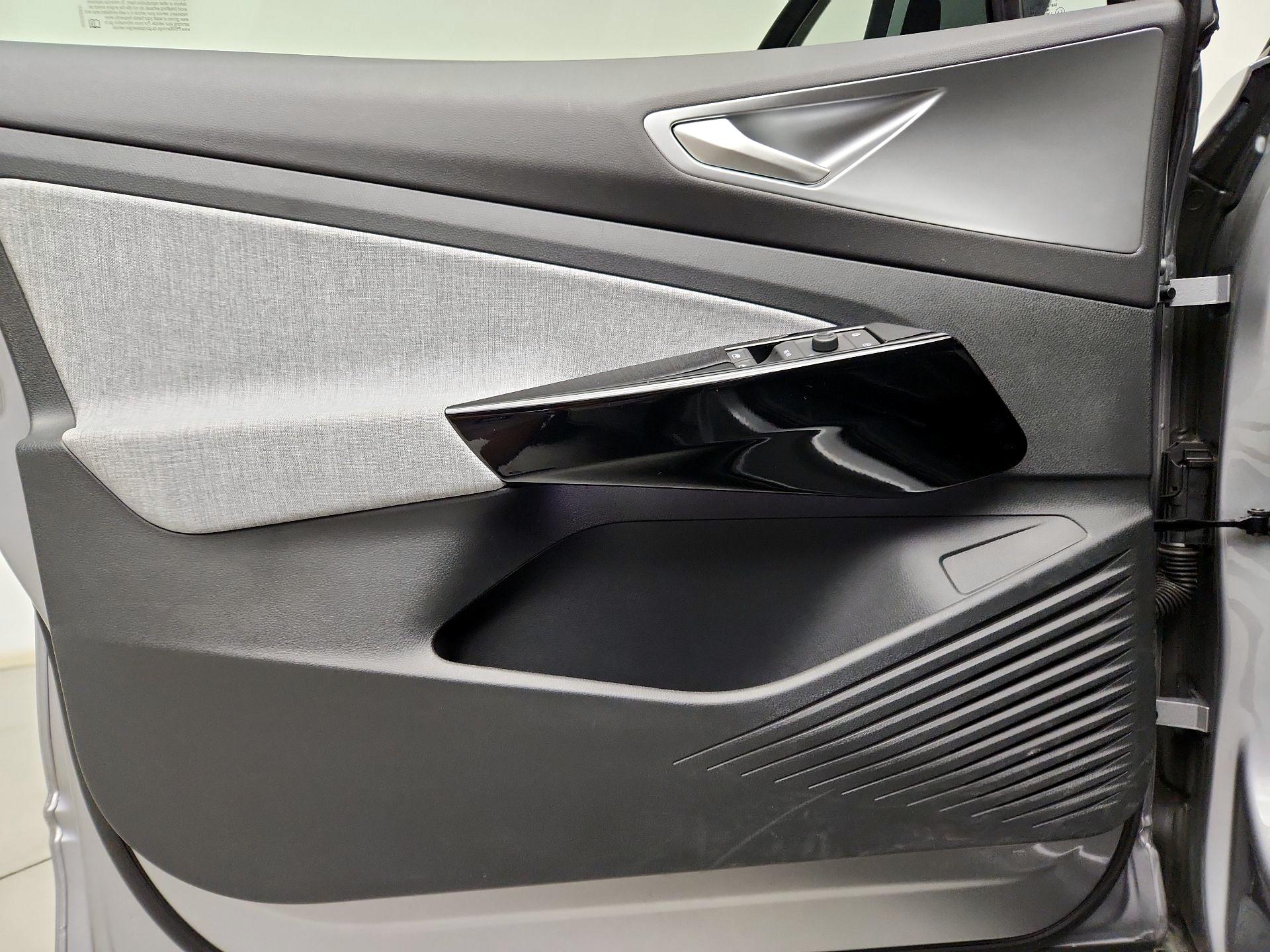 Thumbnail: 2024 Volkswagen ID.4 - 12