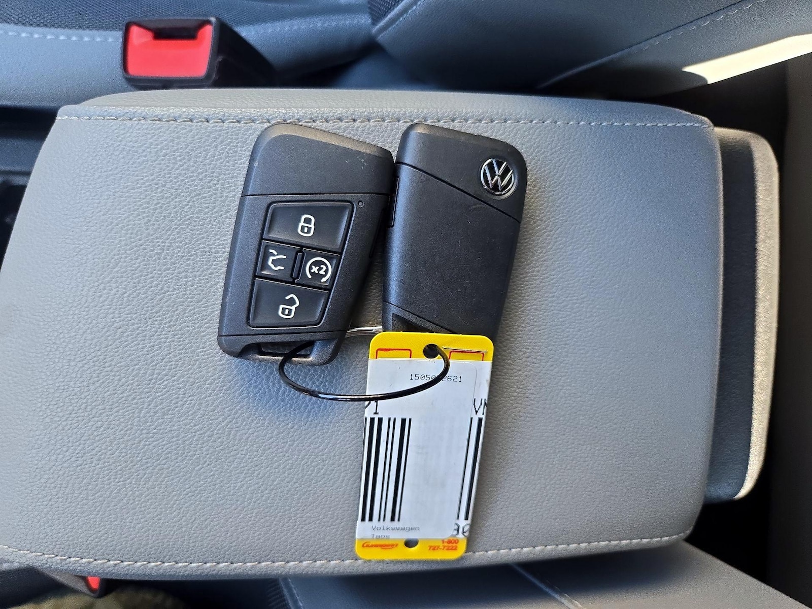2023 Volkswagen Taos SE - Photo 24