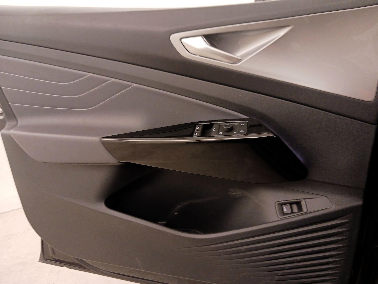 2023 Volkswagen ID.4 PRO S - Photo 13