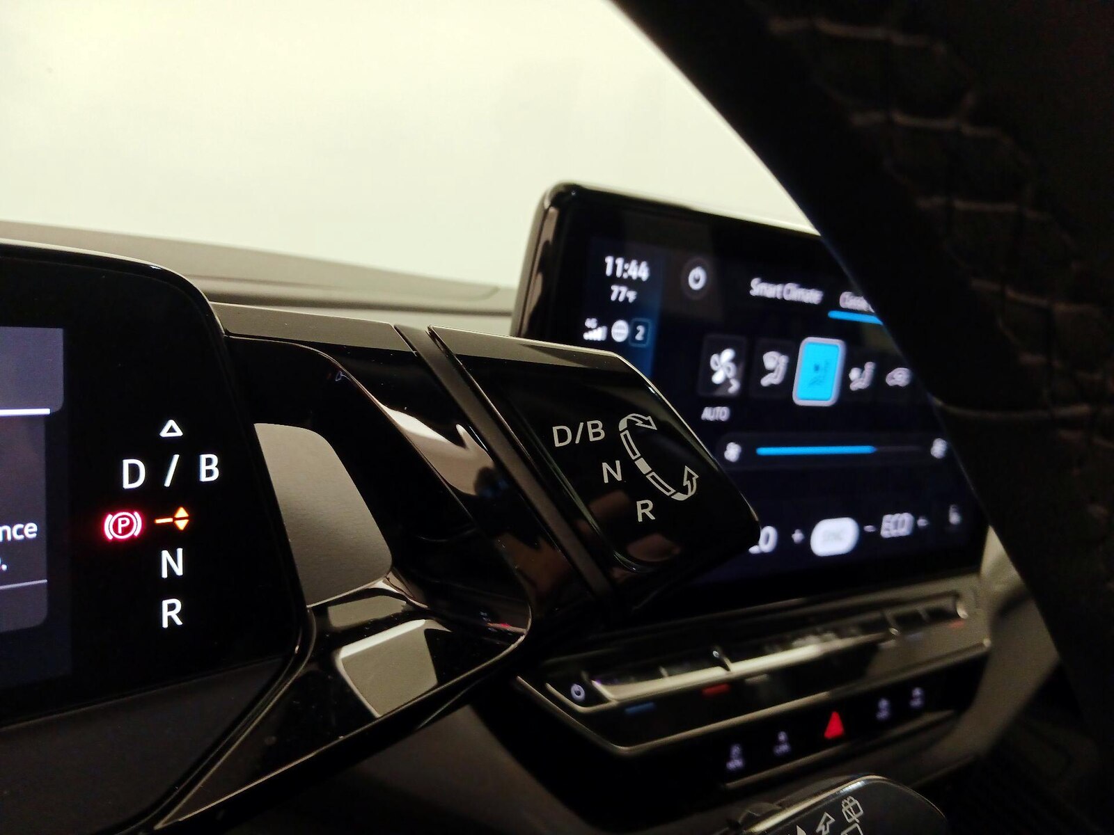 2023 Volkswagen ID.4 PRO S - Photo 19