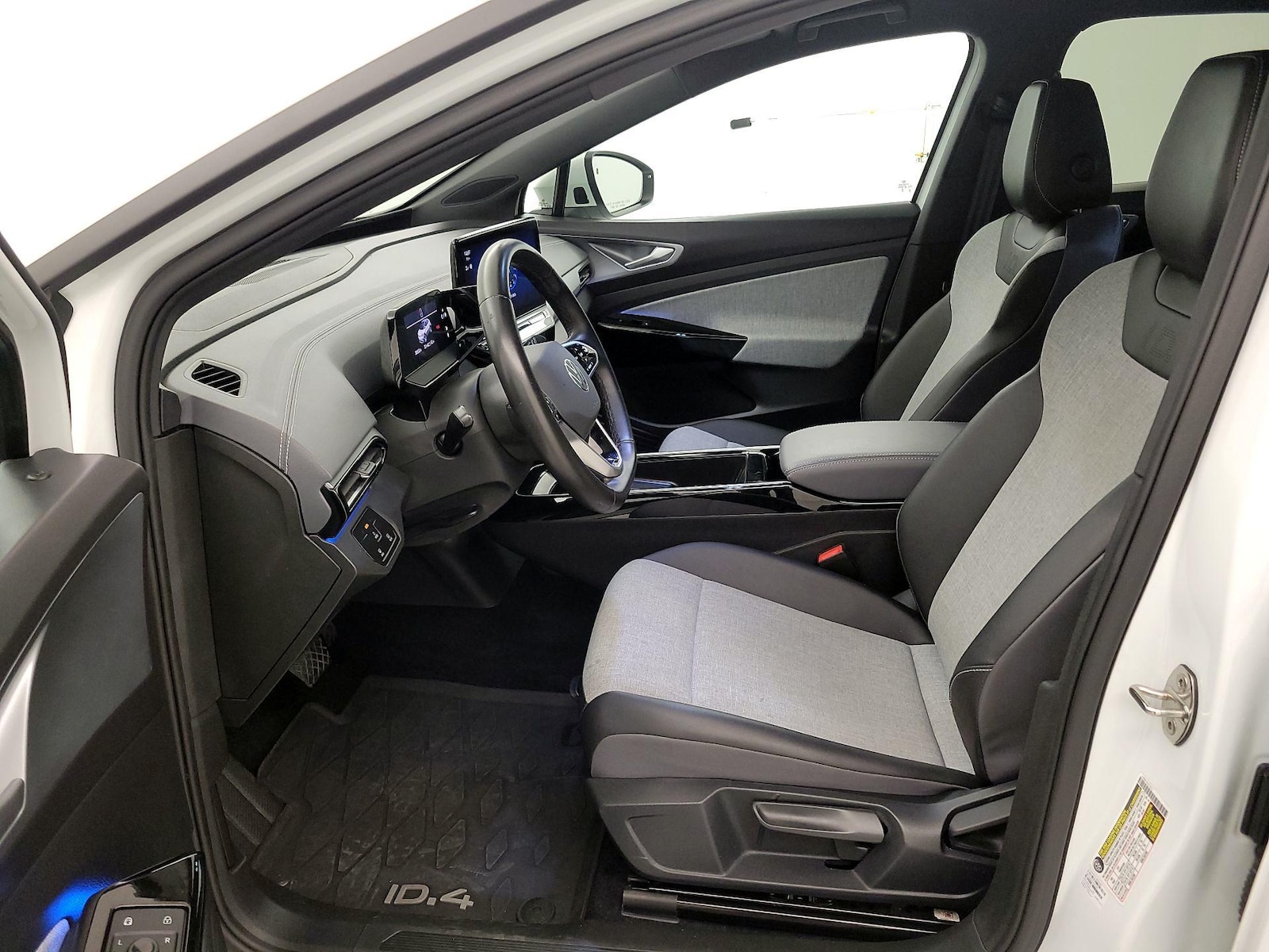 2023 Volkswagen ID.4 PRO - Photo 12