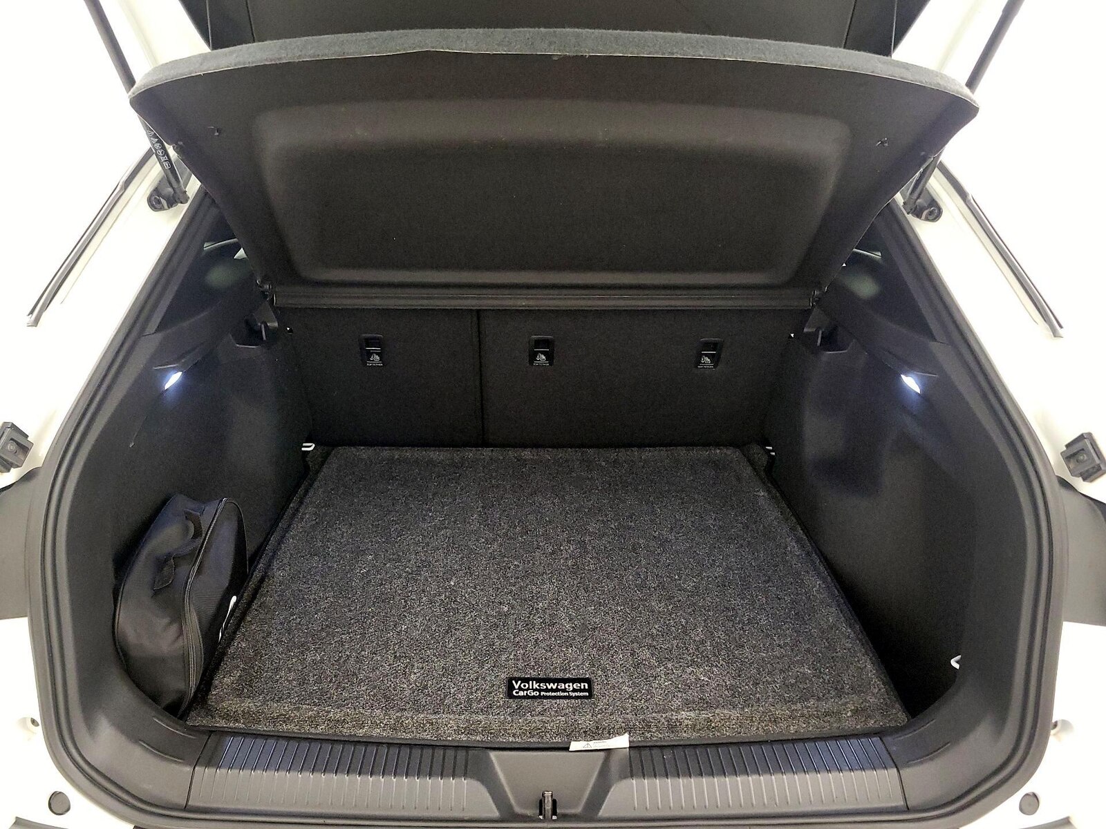 2023 Volkswagen ID.4 PRO - Photo 21