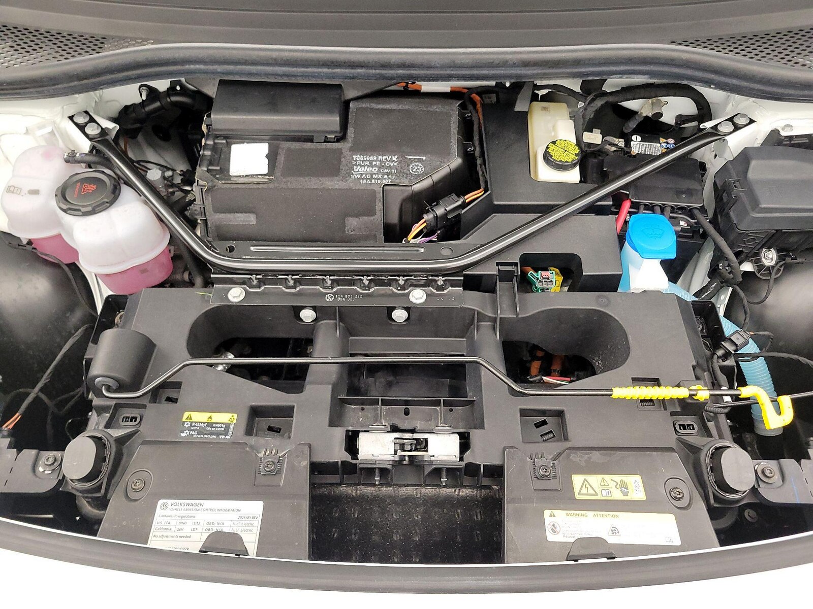 2023 Volkswagen ID.4 PRO - Photo 22