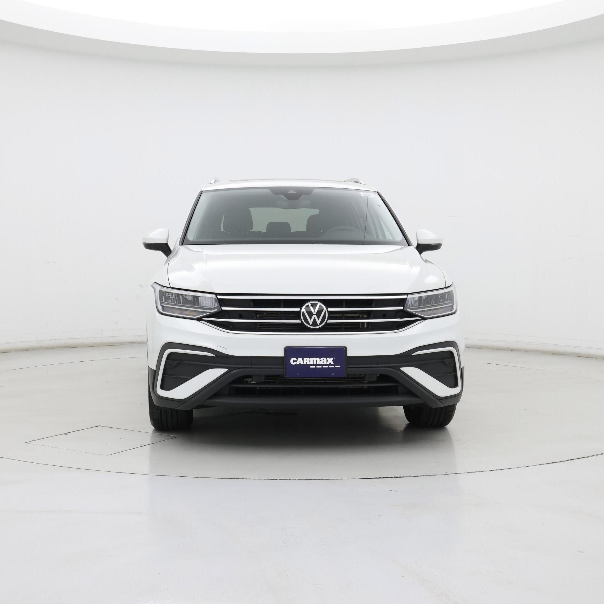 Thumbnail: 2023 Volkswagen Tiguan - 5