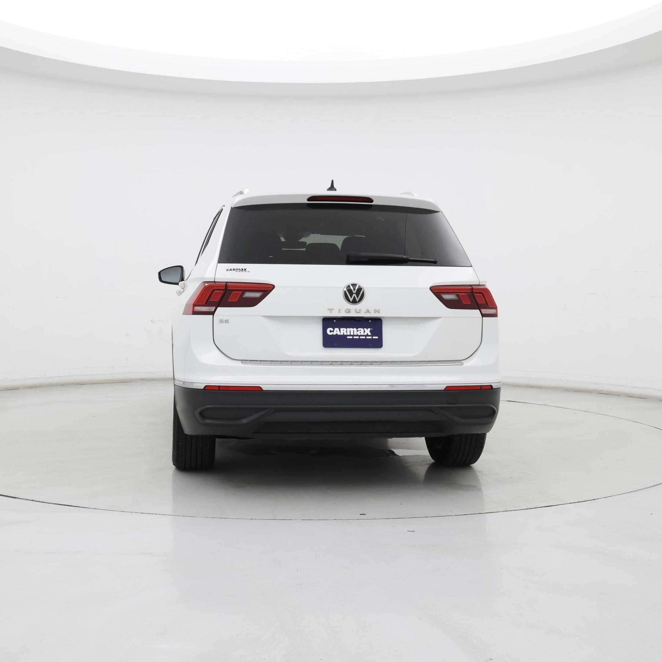 Thumbnail: 2023 Volkswagen Tiguan - 6