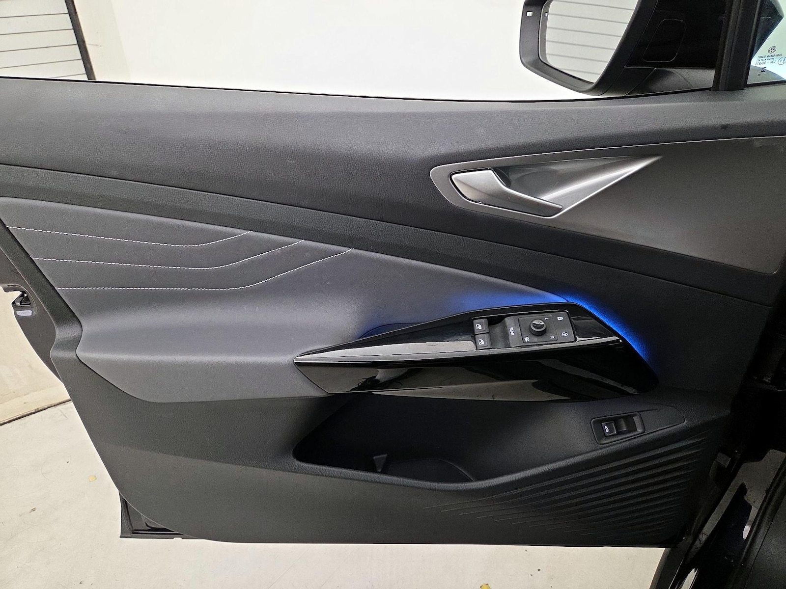 2023 Volkswagen ID.4 PRO S - Photo 13