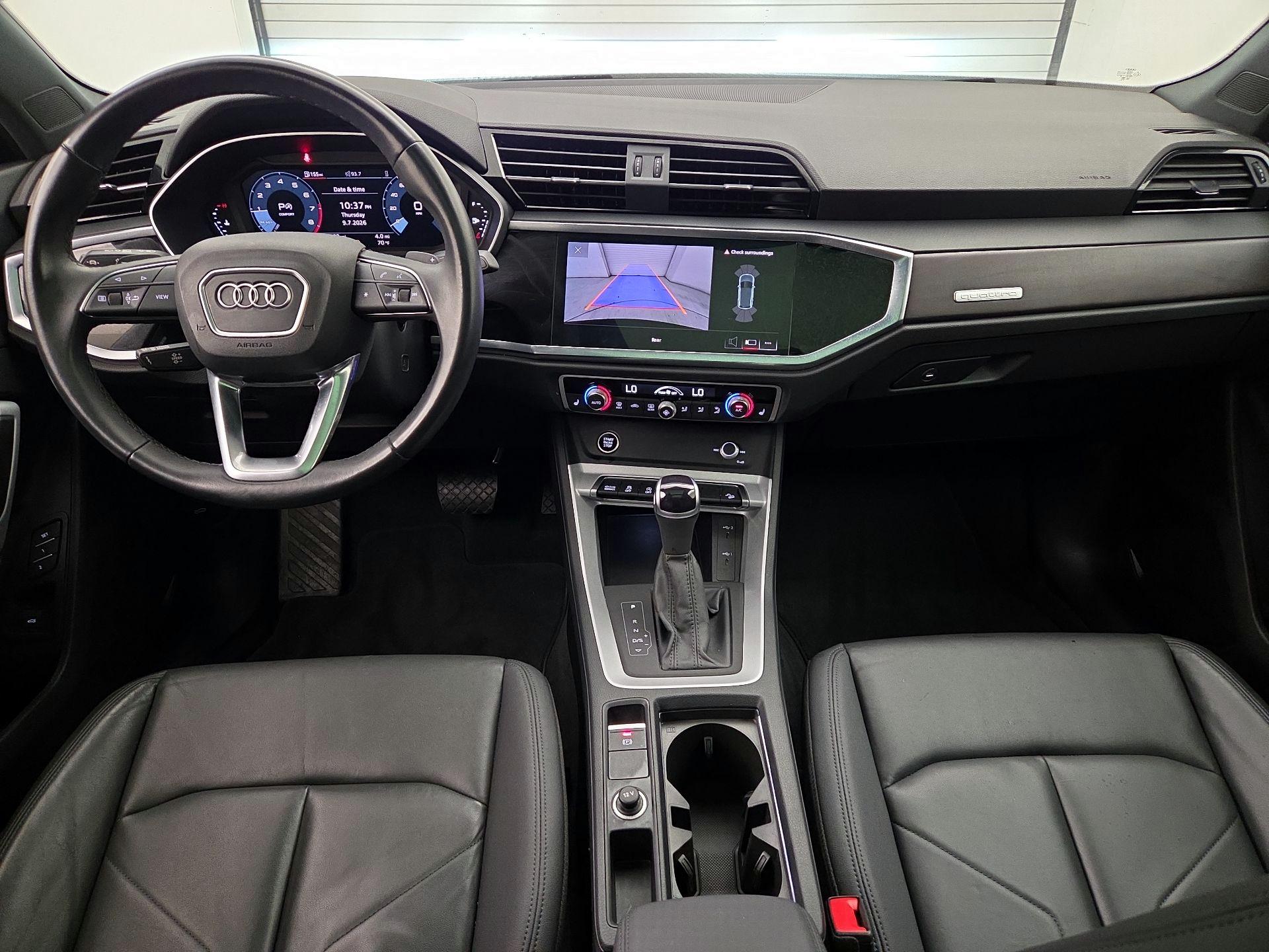 Thumbnail: 2023 Audi Q3 - 9