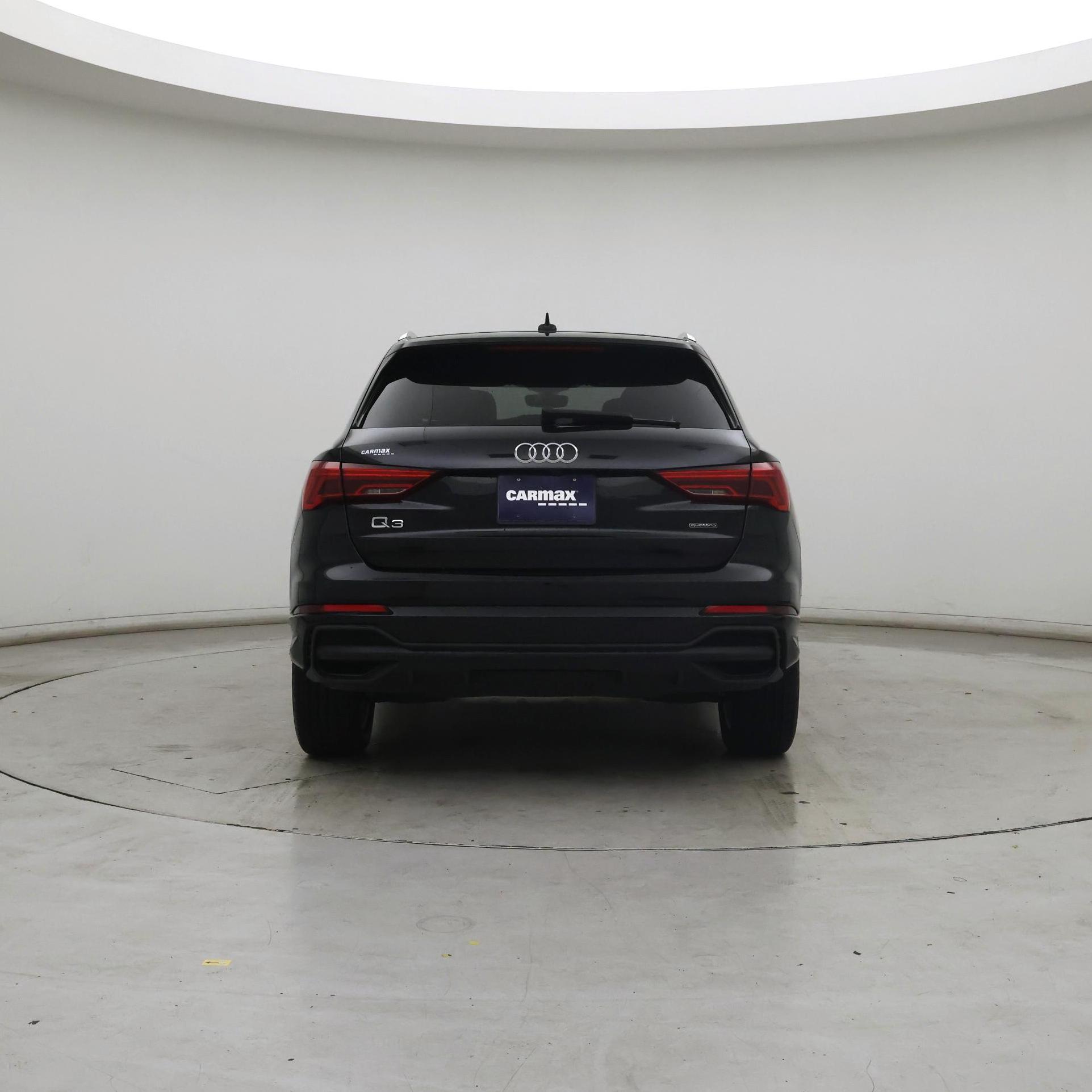 Thumbnail: 2023 Audi Q3 - 6