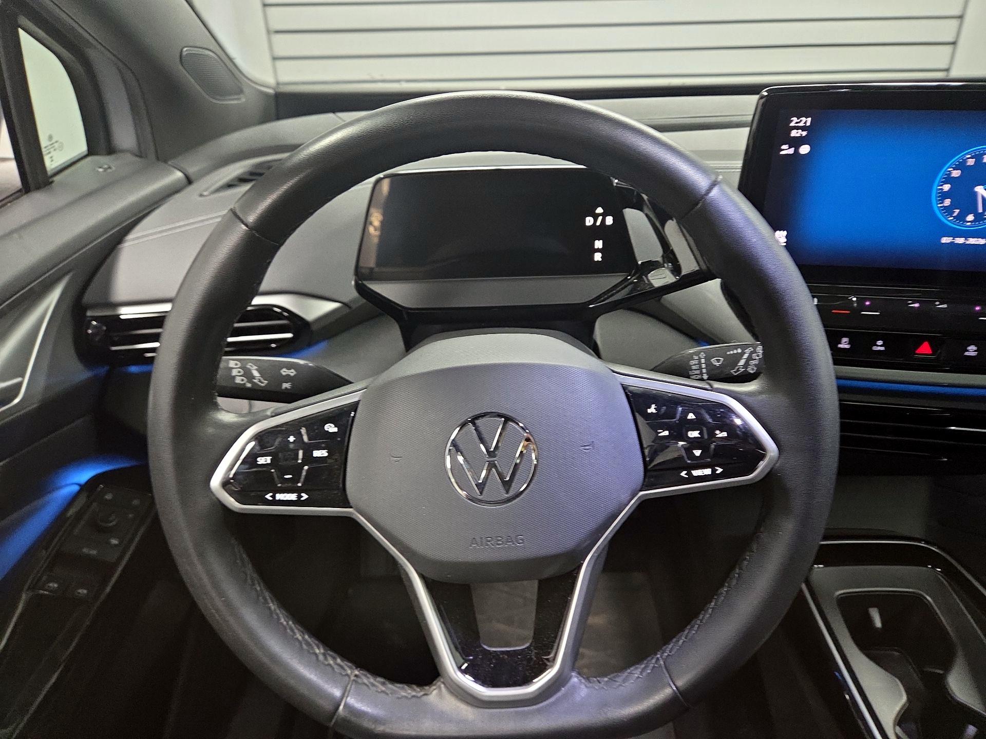 Thumbnail: 2023 Volkswagen ID.4 - 10