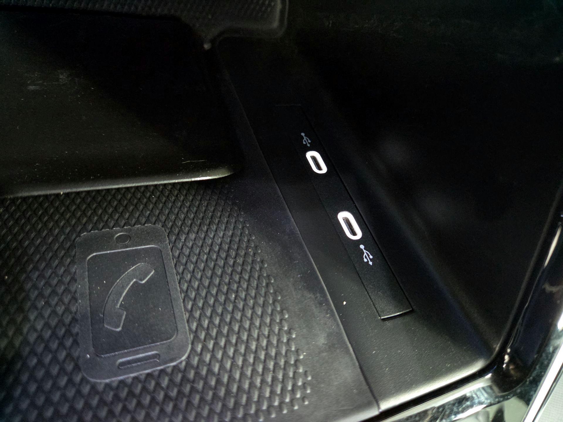 Thumbnail: 2023 Volkswagen ID.4 - 19