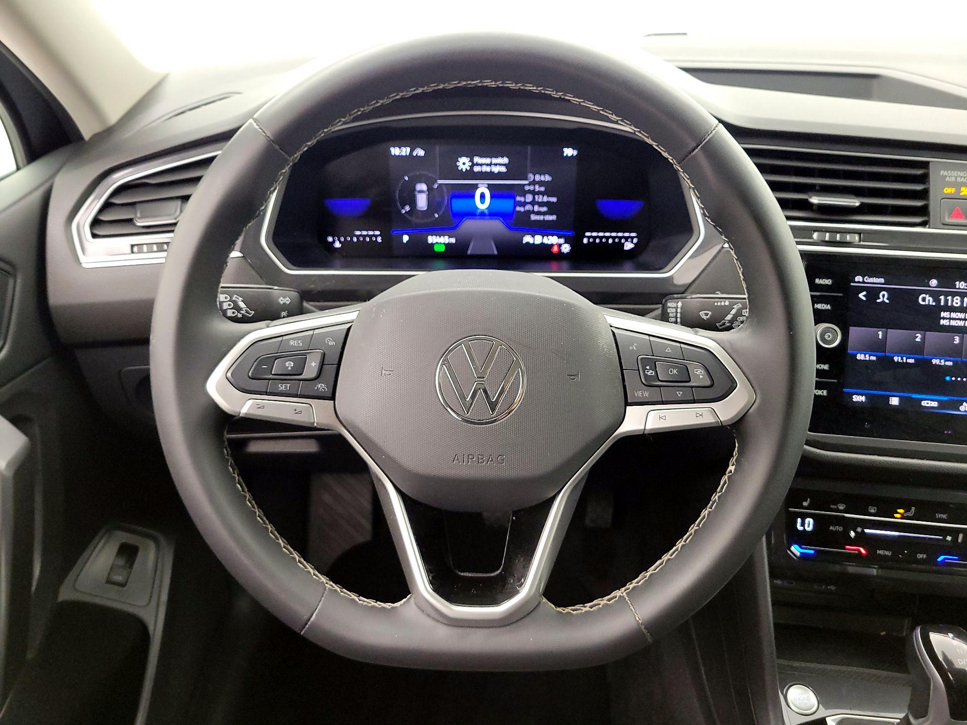 Thumbnail: 2024 Volkswagen Tiguan - 10