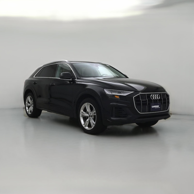 2023 Audi Q8 Premium