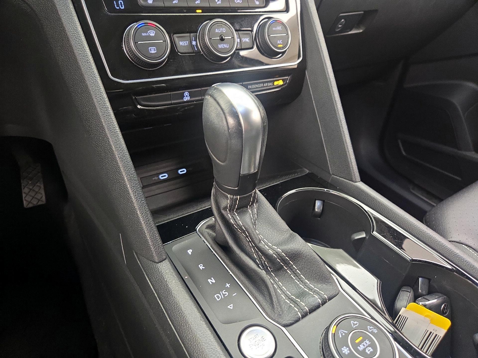 Thumbnail: 2023 Volkswagen Atlas - 17
